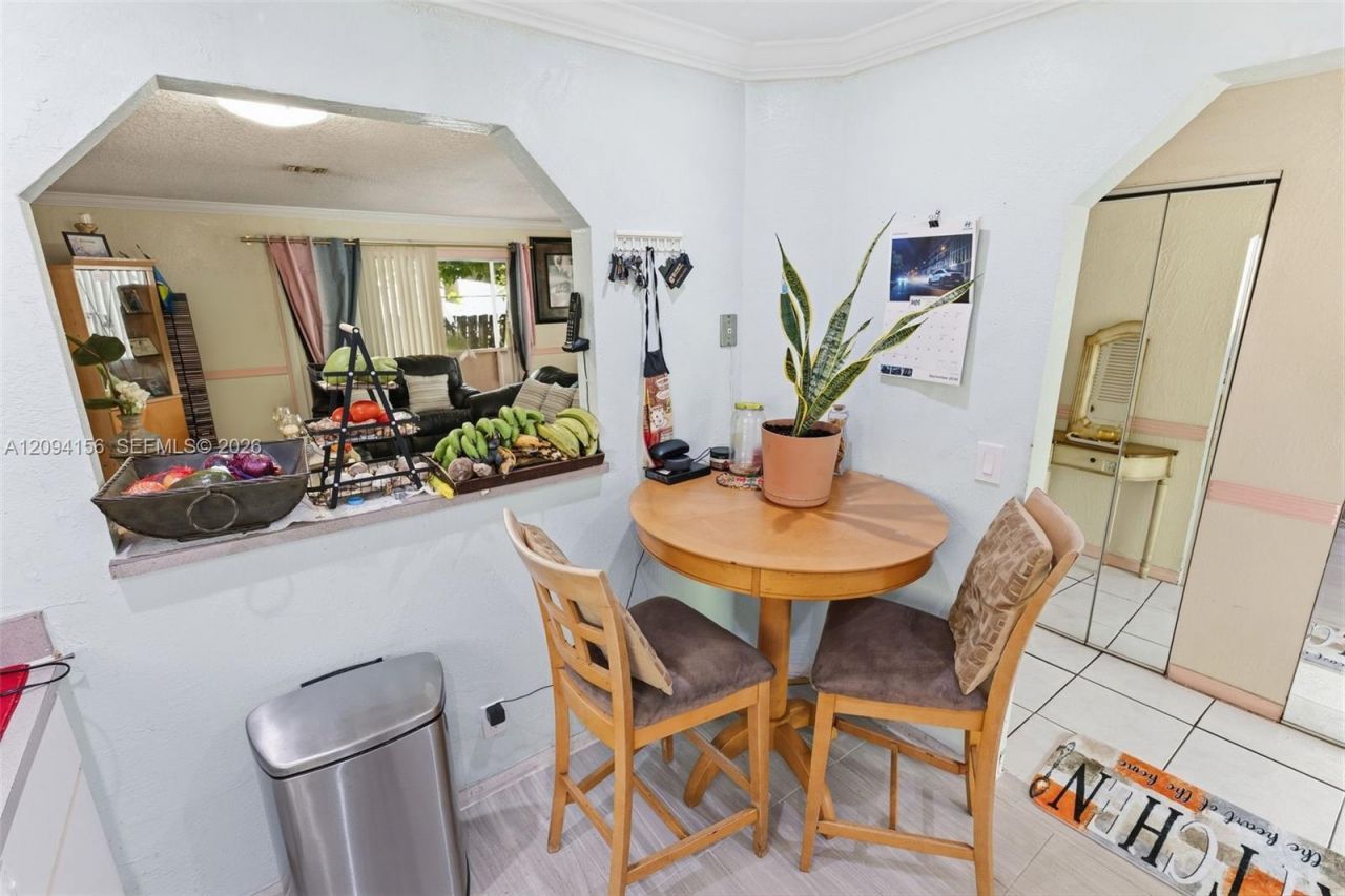 5504 NW 22nd St , Lauderhill, FL 33313 Photo