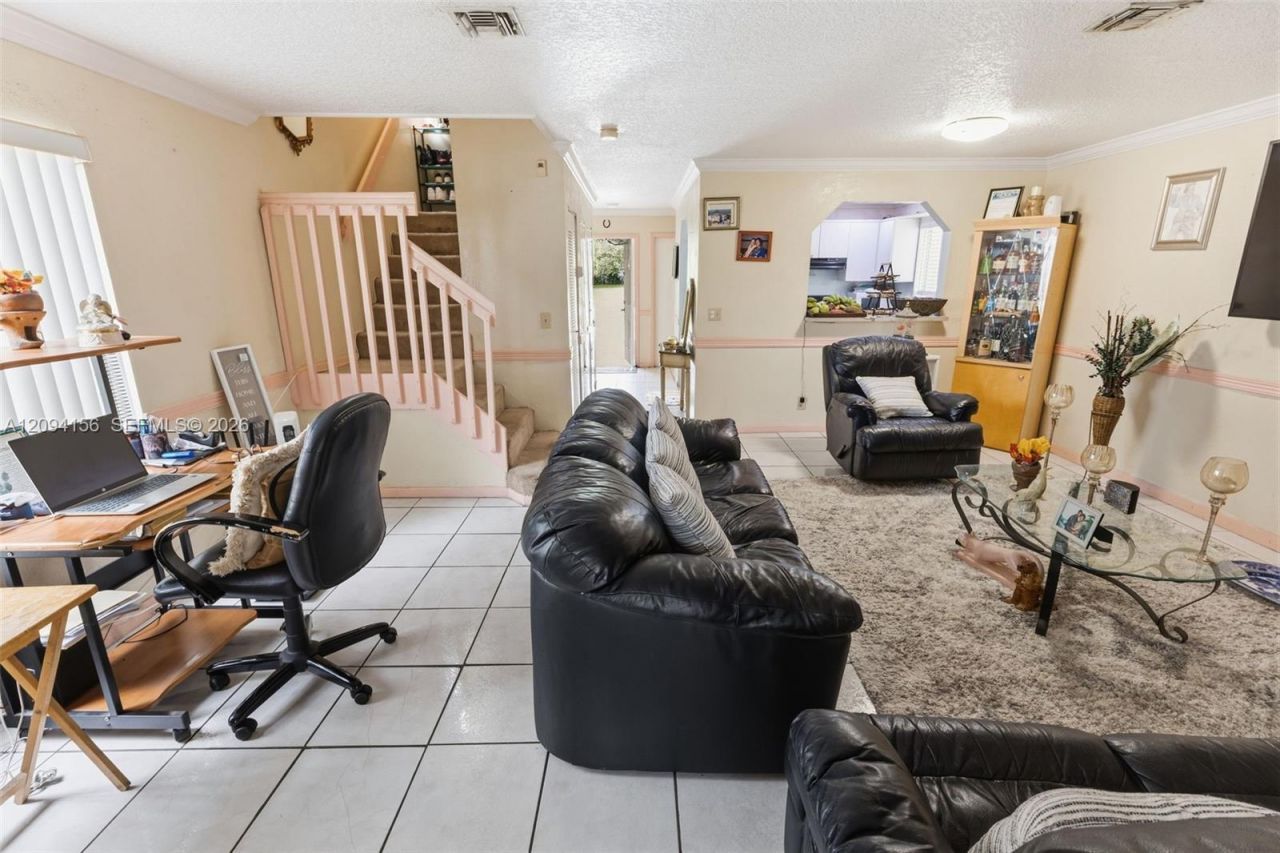 5504 NW 22nd St , Lauderhill, FL 33313 Photo