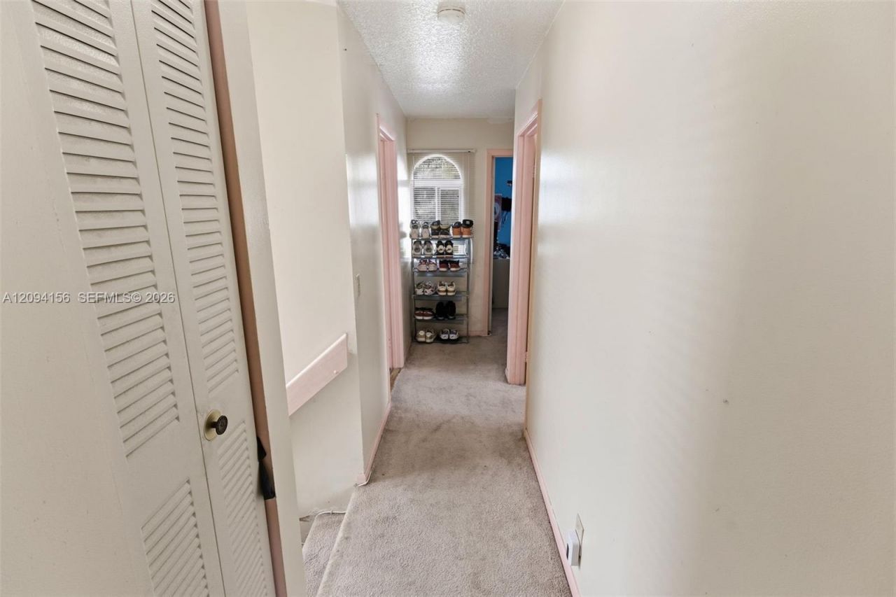 5504 NW 22nd St , Lauderhill, FL 33313 Photo