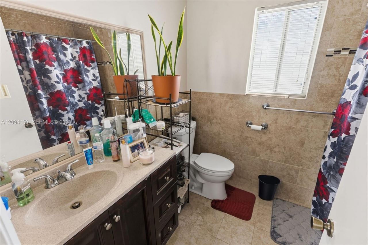 5504 NW 22nd St , Lauderhill, FL 33313 Photo