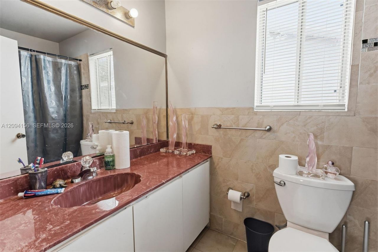 5504 NW 22nd St , Lauderhill, FL 33313 Photo