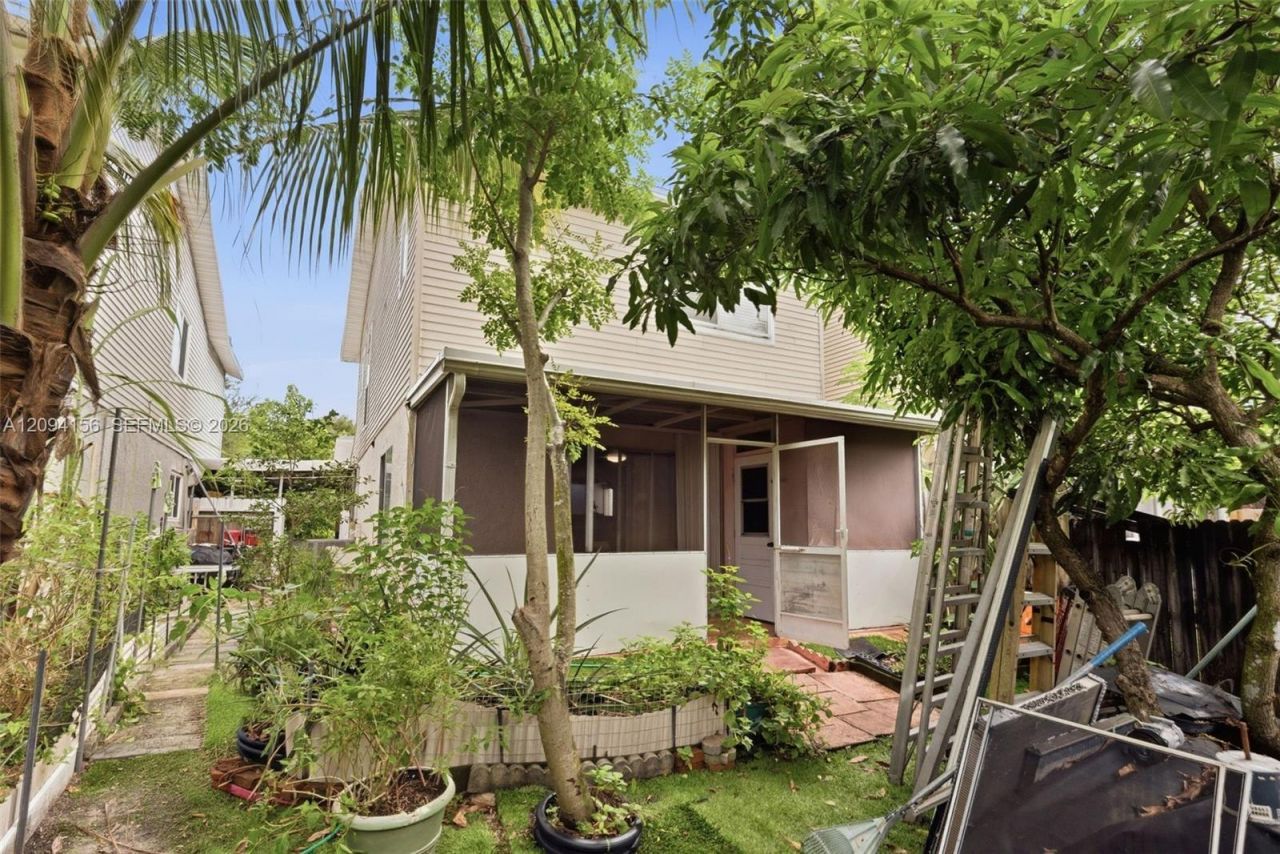 5504 NW 22nd St , Lauderhill, FL 33313 Photo
