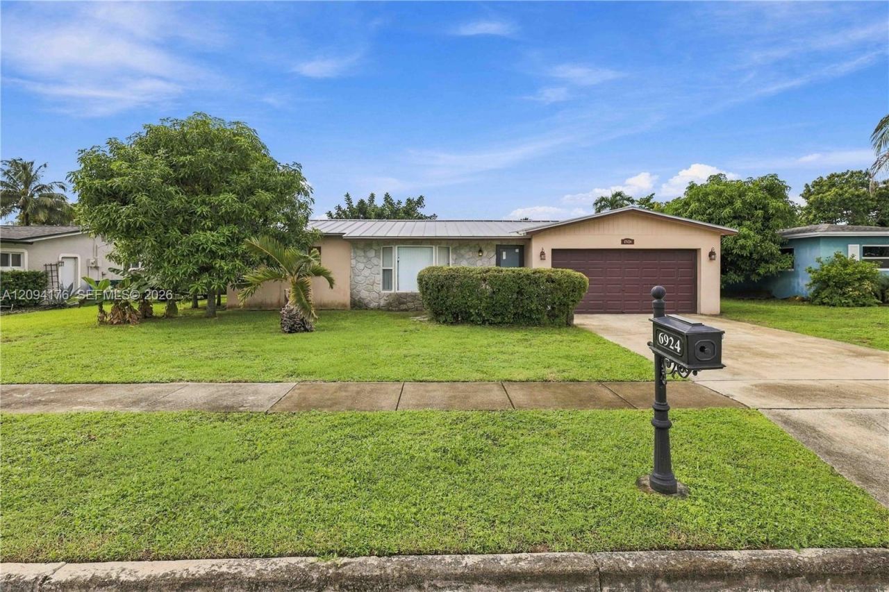 6924 NW 9th St, Margate, FL 33063 Photo