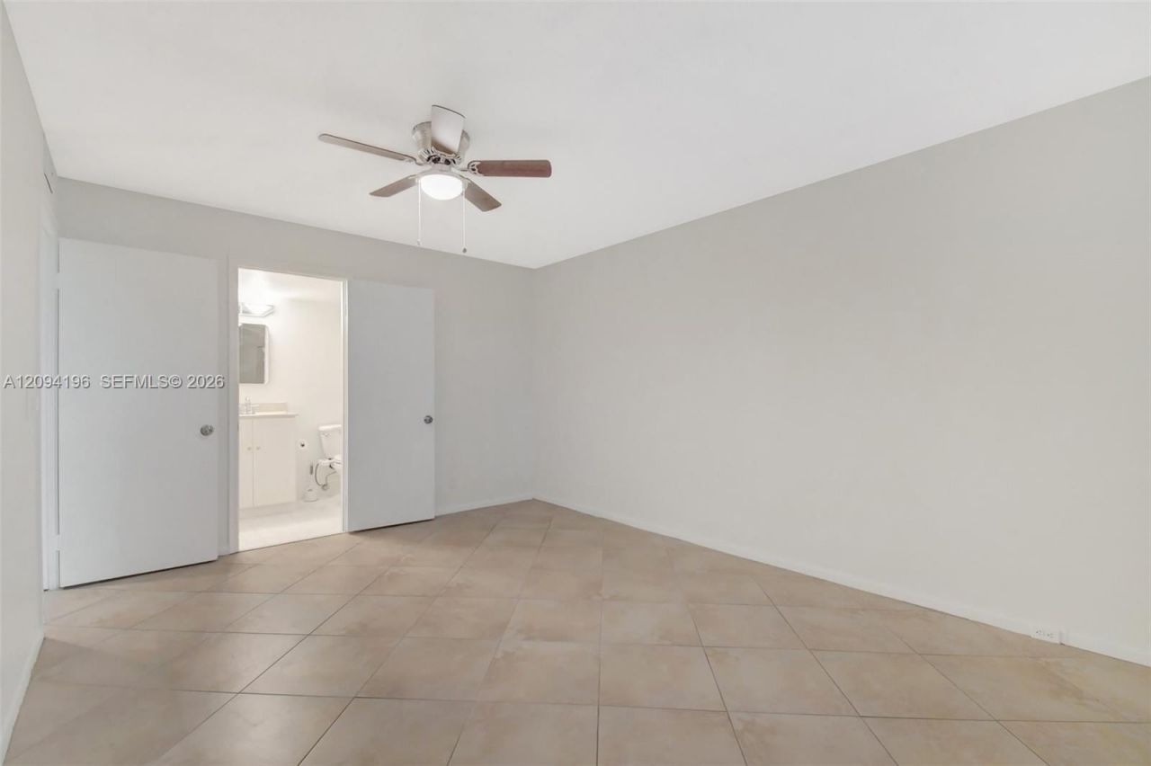 13475 SW 9th St , Unit 413A, Pembroke Pines, FL 33027 Photo