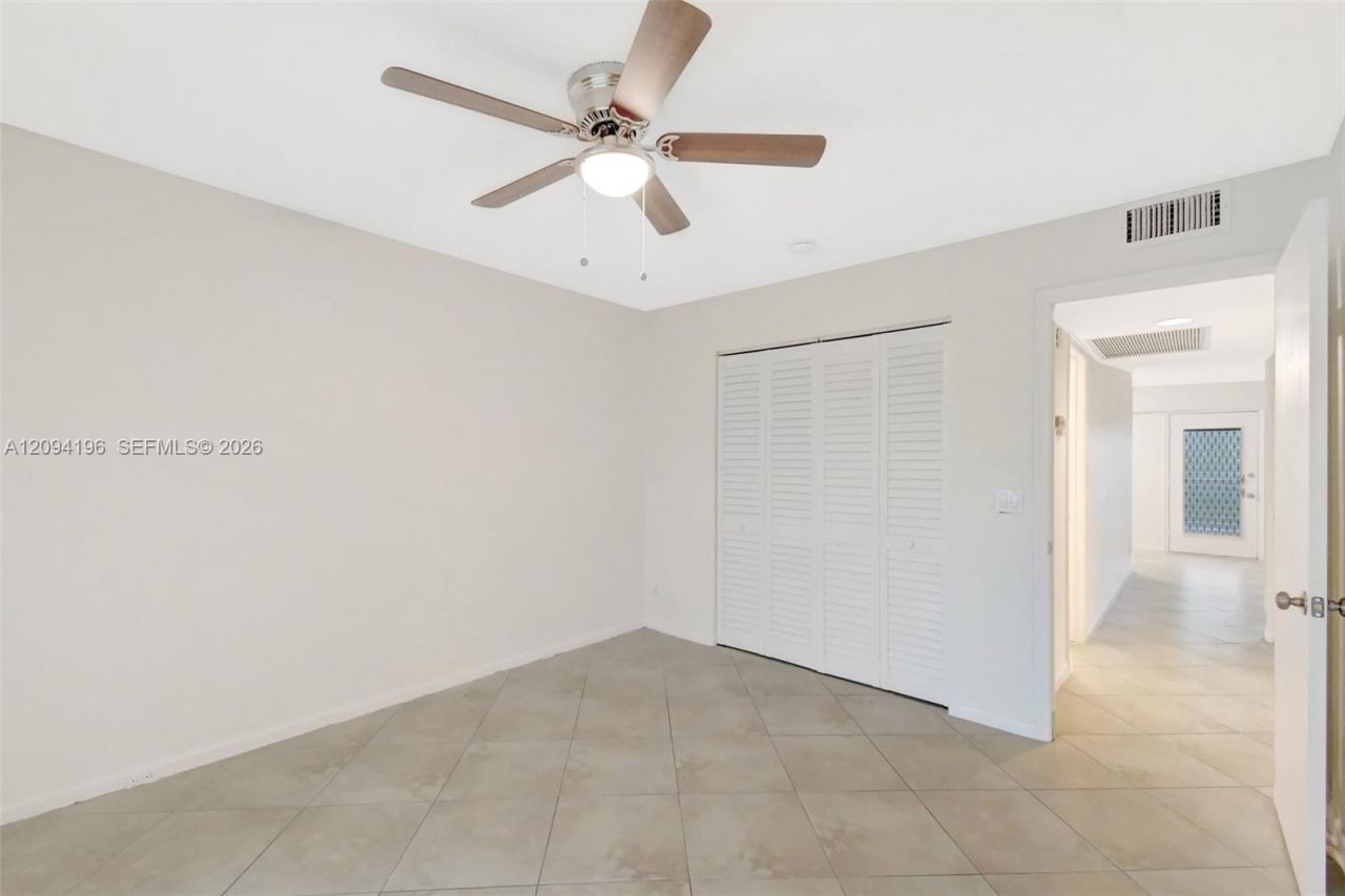 13475 SW 9th St , Unit 413A, Pembroke Pines, FL 33027 Photo