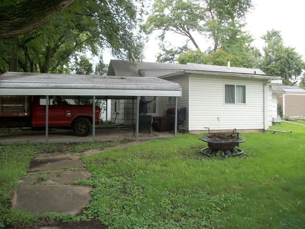 604 Bishmart Pl., Cherokee, IA 00000