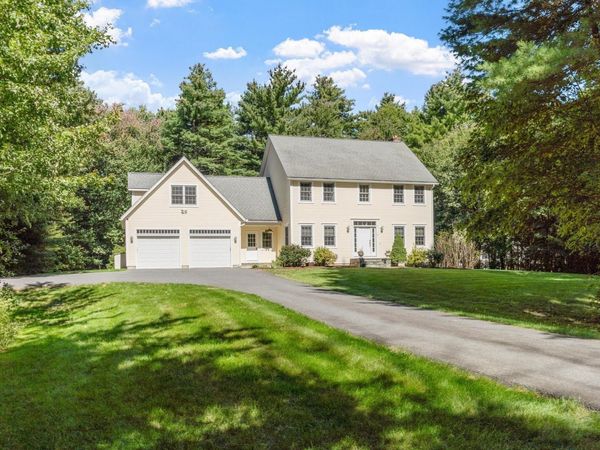 4 Samuels Ln, Sterling, MA 01564
