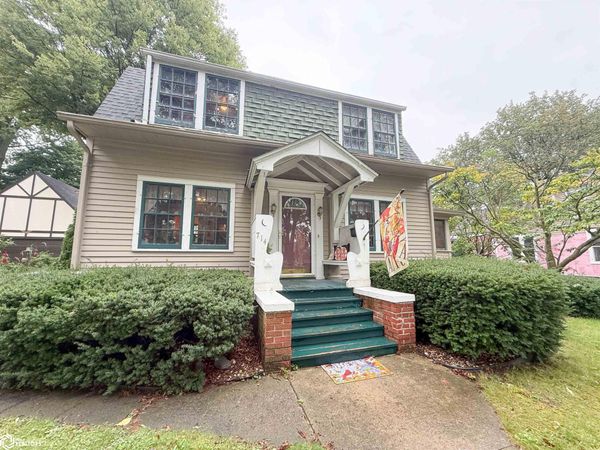 714 1st Avenue SE, Hampton, IA 50441