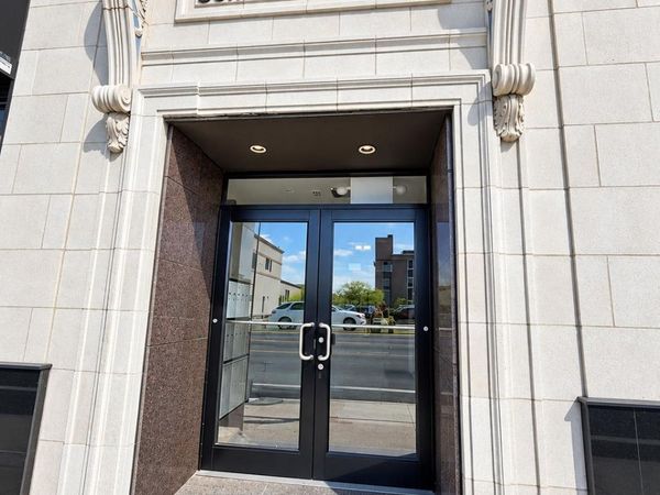 189 Sunrise Highway , Unit 304, Rockville Centre, NY 11570