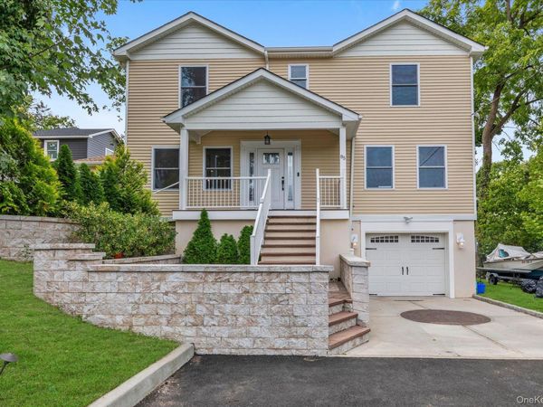 85 Clement , Glen Cove, NY 11542