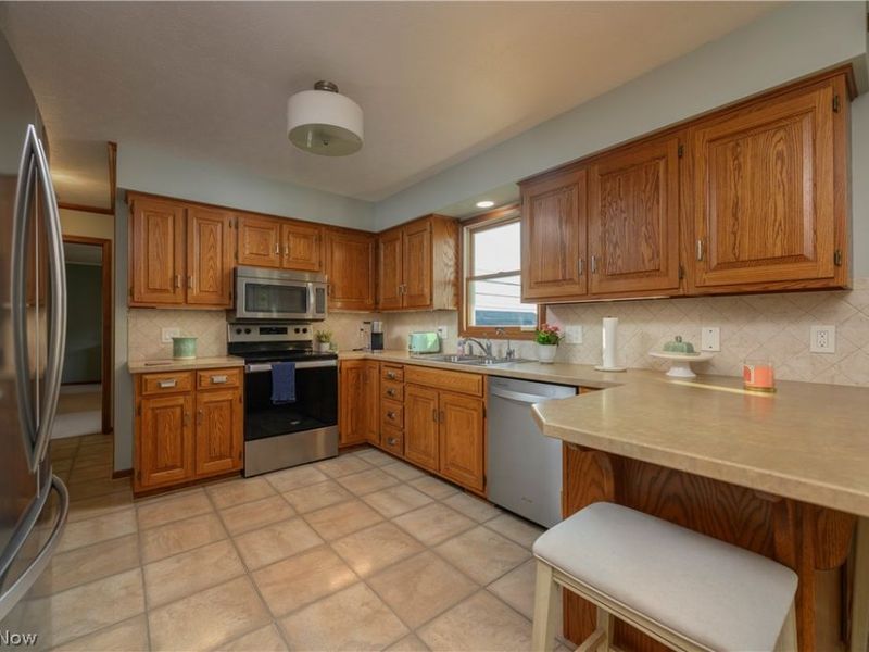 224 Jessica Drive, Dover, OH 44622 Photo 15