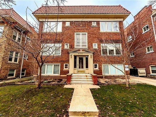 2759 Hampshire Road, Unit 1, Cleveland Heights, OH 44106
