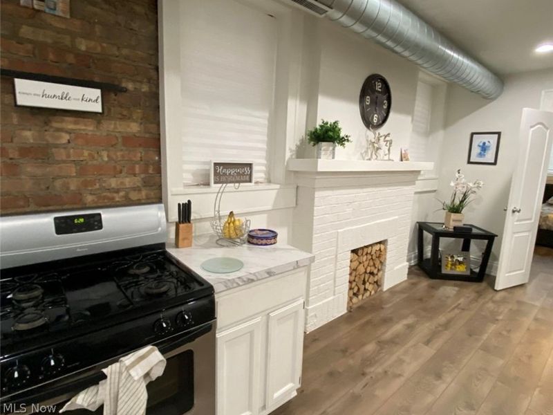 2759 Hampshire Road, Unit 1, Cleveland Heights, OH 44106 Photo 5