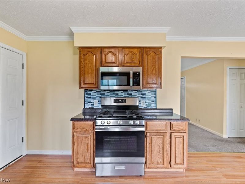 289 Elson Avenue , Barberton, OH 44203 Photo 14