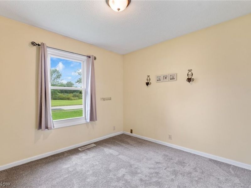 289 Elson Avenue , Barberton, OH 44203 Photo 18