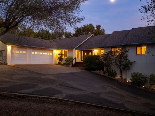 15680 York Ln, Jackson, CA 95642