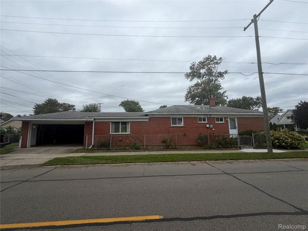 1353 Stewart Avenue , Lincoln Park, Mi 48146