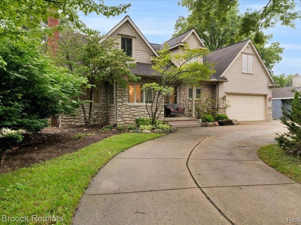 2175 Langham Drive, West Bloomfield Township, Mi 48323