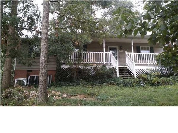 2815 Pine Dr SE, Cleveland, TN 37323