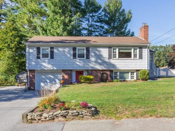 10 Fredrick Drive, Wilmington, MA 01887