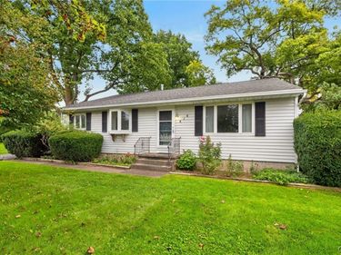 414 Elmgrove Rd , Rochester, NY 14606