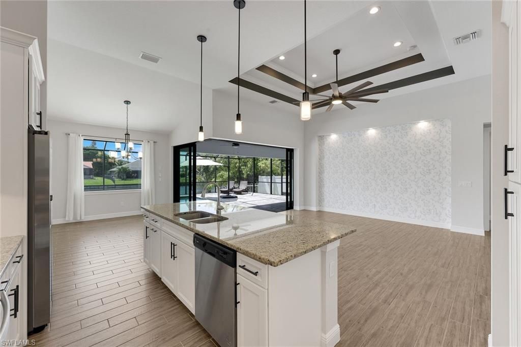 2126 NE 2nd St , Cape Coral, FL 33909 Photo