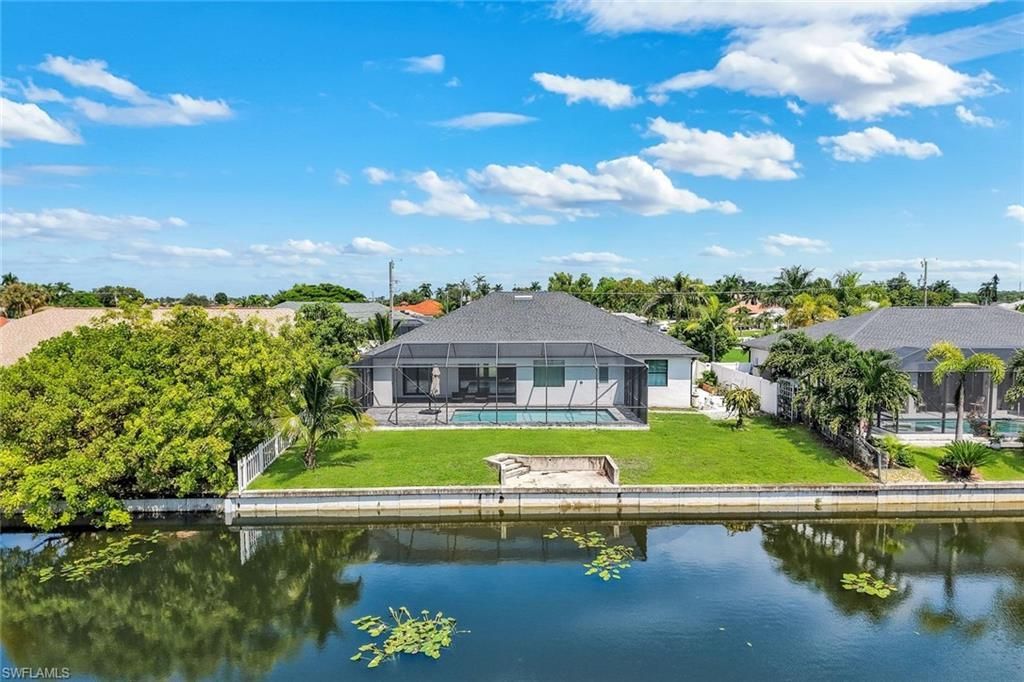 2126 NE 2nd St , Cape Coral, FL 33909 Photo