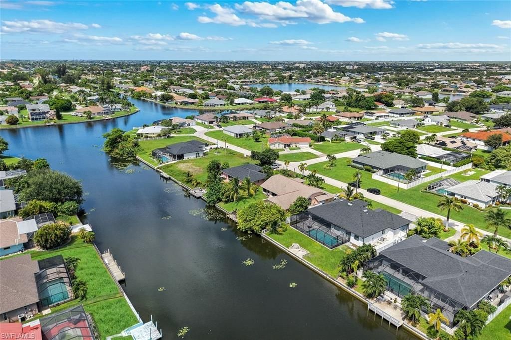 2126 NE 2nd St , Cape Coral, FL 33909 Photo