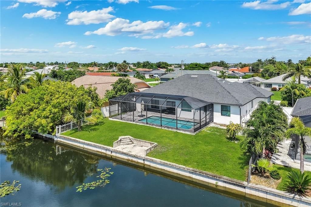 2126 NE 2nd St , Cape Coral, FL 33909 Photo