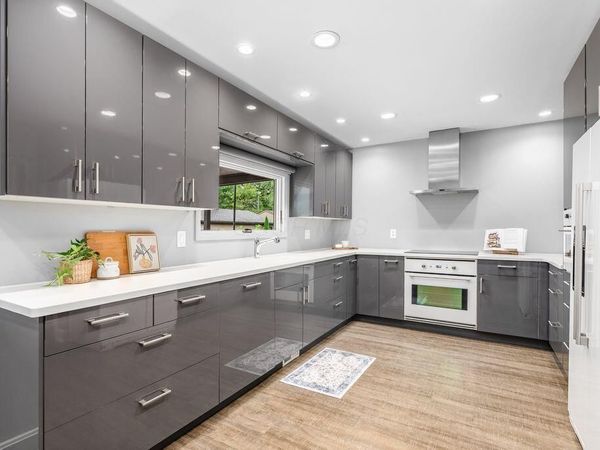 122 W North Broadway Street , Columbus, OH 43214