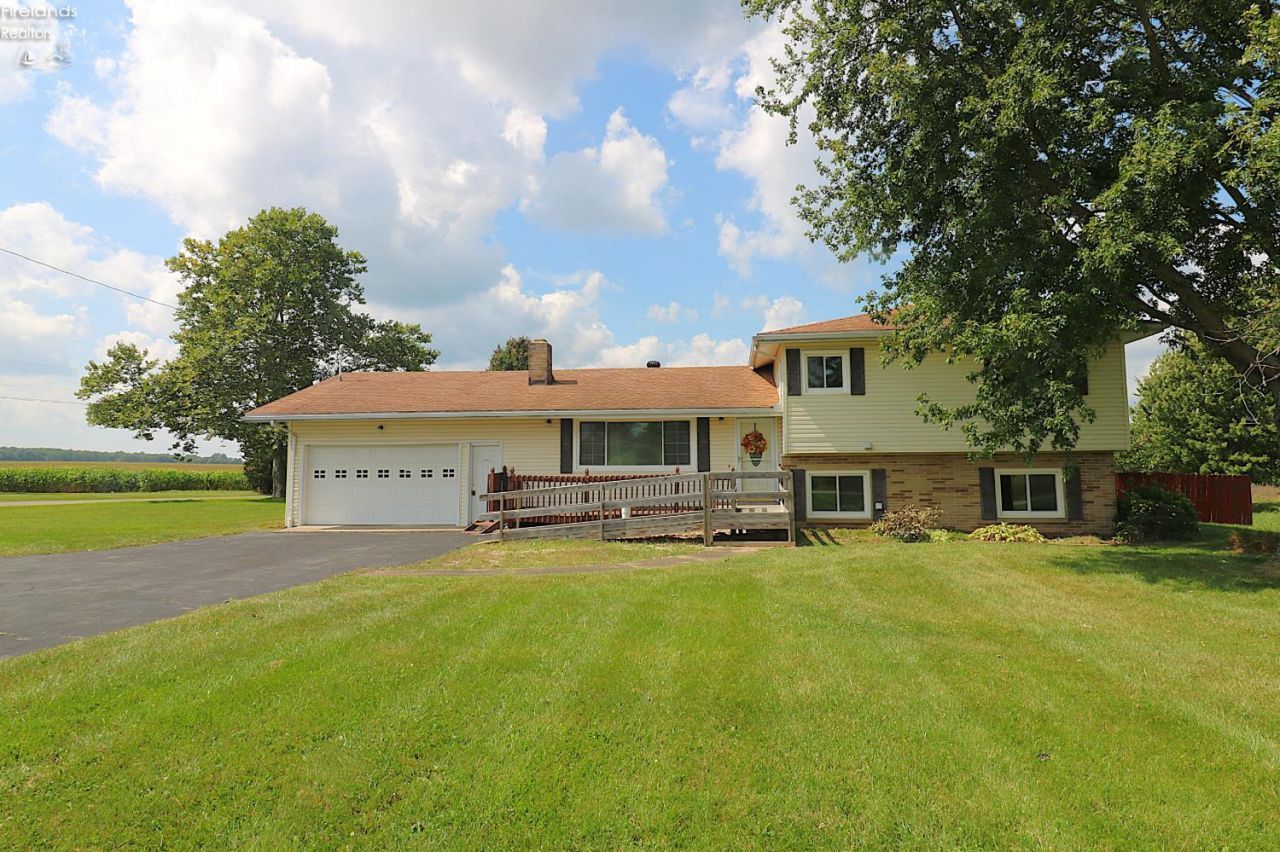 19 Greenwich Milan Town Line, North Fairfield, OH 44855 Main Photo