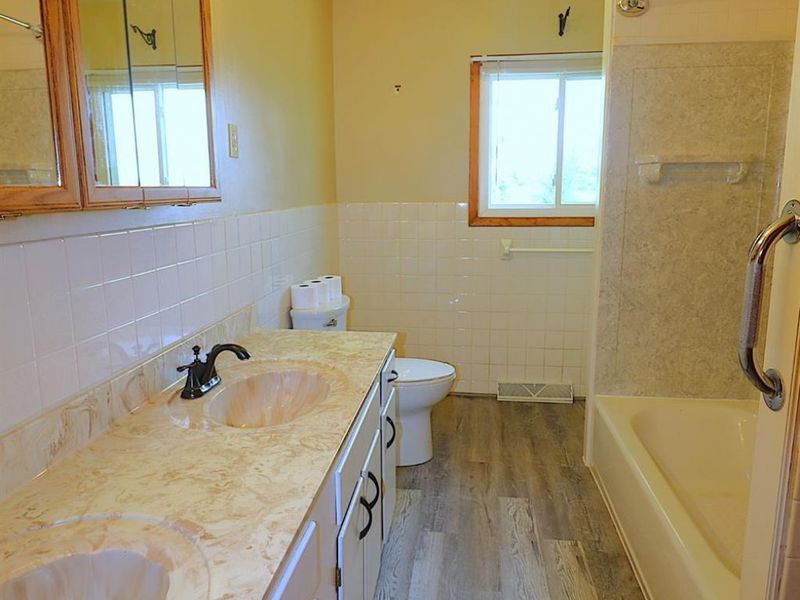 19 Greenwich Milan Town Line, North Fairfield, OH 44855 Photo 5