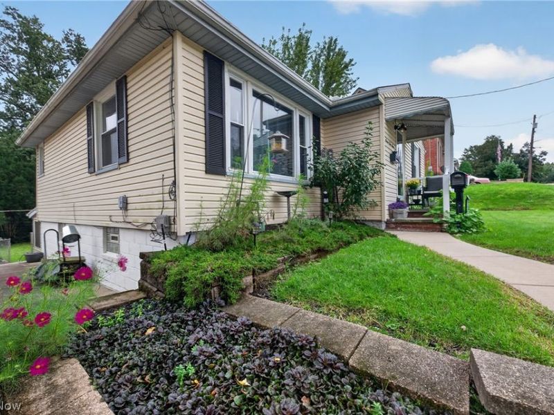 757 Saint Clair Avenue, Barberton, OH 44203 Photo 3