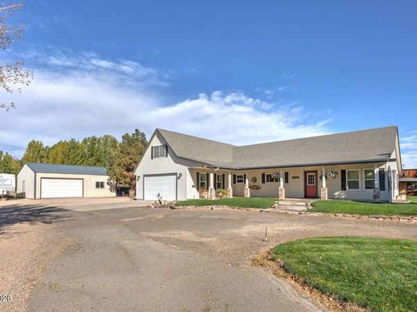 1220 Strasdin Lane, Fallon, NV 89406