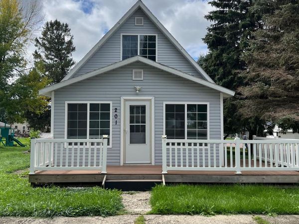 201 S Chestnut Street, Ellsworth, MN 56129
