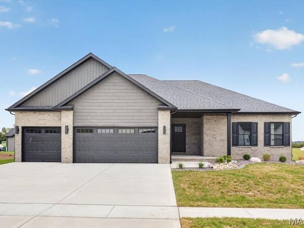 604 Tea Olive Boulevard , O'Fallon, IL 62269