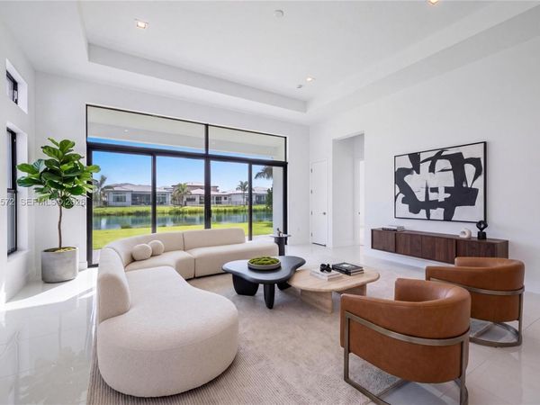20342 Juniper Bay Ave , Boca Raton, FL 33434