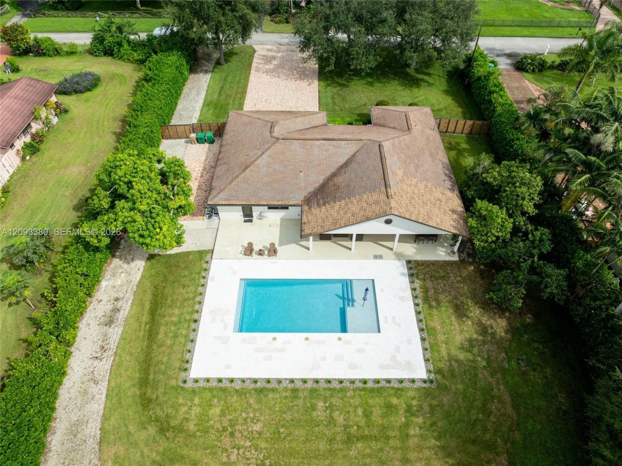 14390 SW 24th St, Davie, FL 33325 Photo