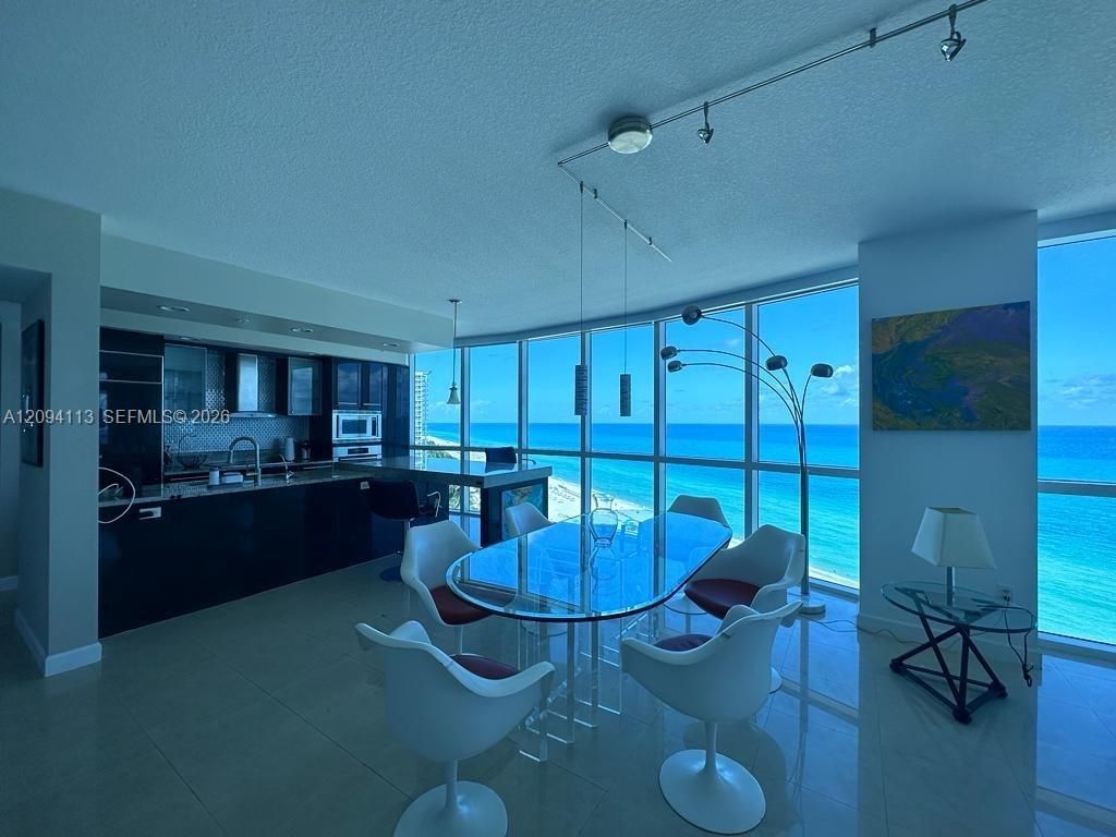 3801 Collins Ave , Unit 1806, Miami Beach, FL 33140 Photo