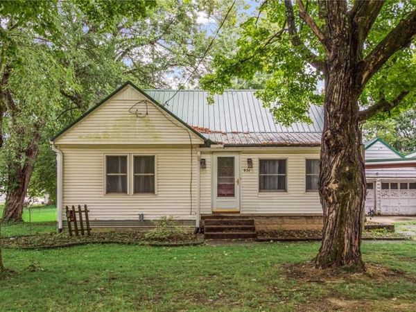 931 Merrick Avenue , Zanesville, OH 43701