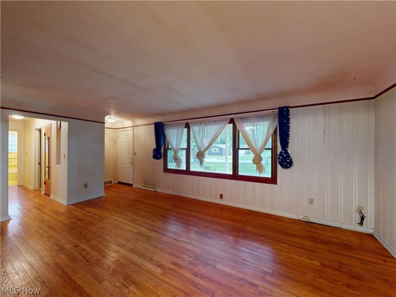 7454 Demshar Drive, Mentor, OH 44060 Photo 2