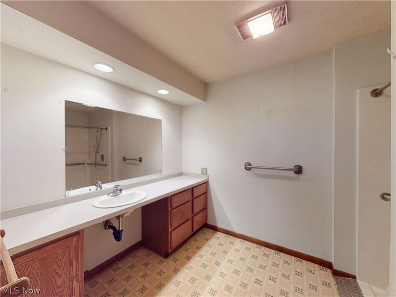 7454 Demshar Drive, Mentor, OH 44060 Photo 30