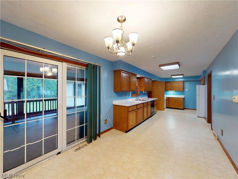 7454 Demshar Drive, Mentor, OH 44060 Photo 8