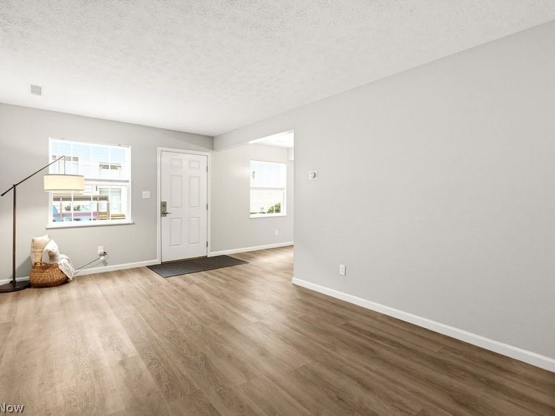 2454 Island Drive, Unit 29C, Uniontown, OH 44685 Photo 4