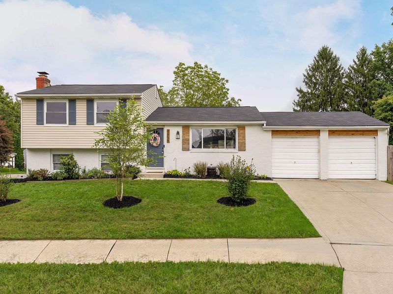 1084 Fletcher Drive, Reynoldsburg, OH 43068 Photo 1