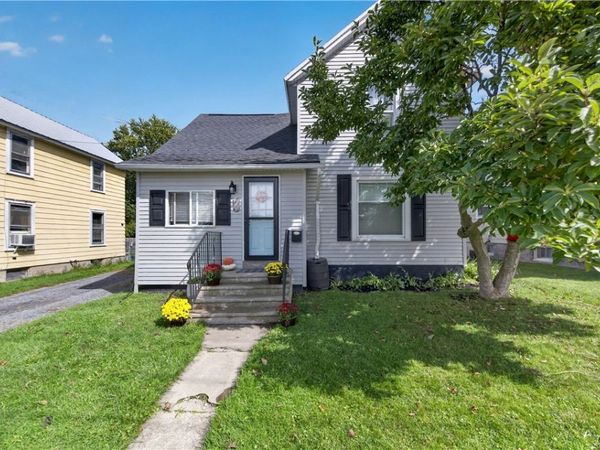 209 Delano Ave , Canastota, NY 13032
