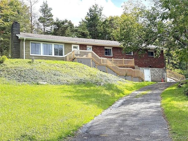 3658 State Route 91 , Jamesville, NY 13078