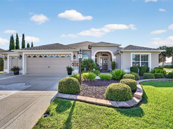 1645 HOLLOW BRANCH WAY , THE VILLAGES, FL 32162