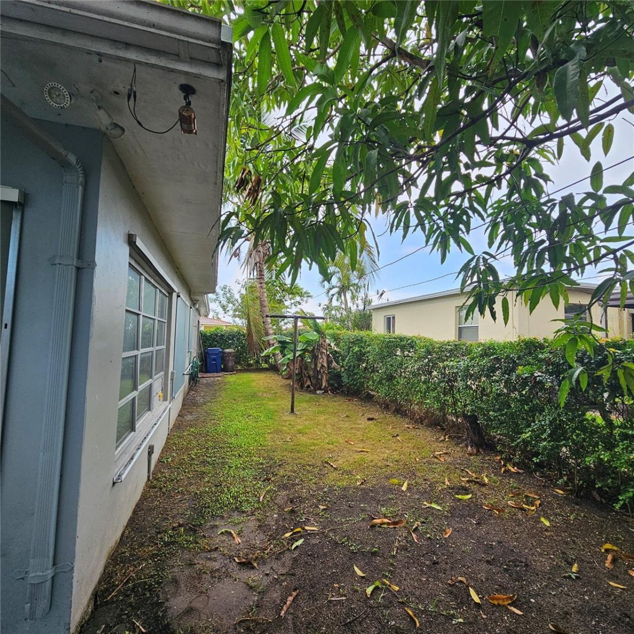 1051 SW 72nd Court , Miami, FL 33144 Photo