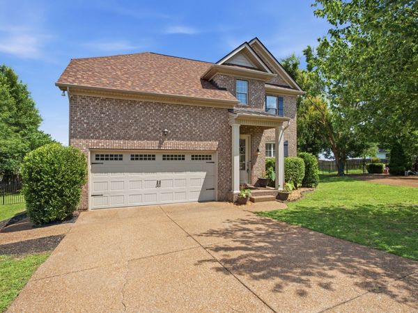 105 Porter Ct , Hendersonville, TN 37075